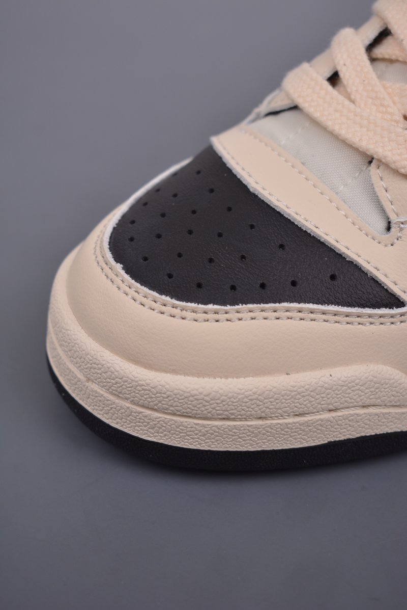 Adidas Forum 84 Low view