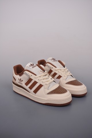 Adidas Forum 'The Grinch' view 1