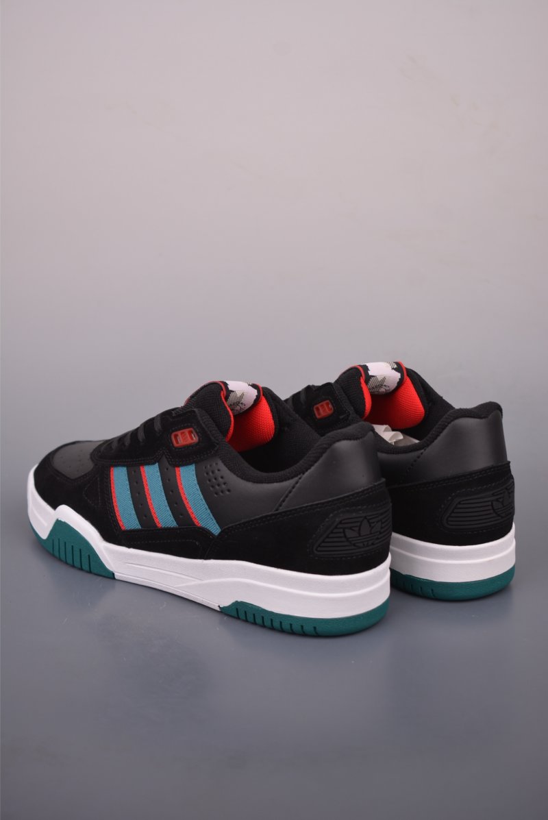 Adidas Tekkira Cup view