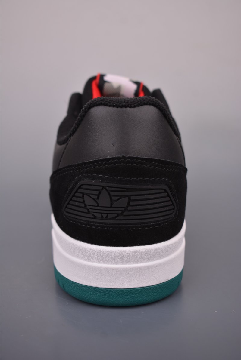 Adidas Tekkira Cup view