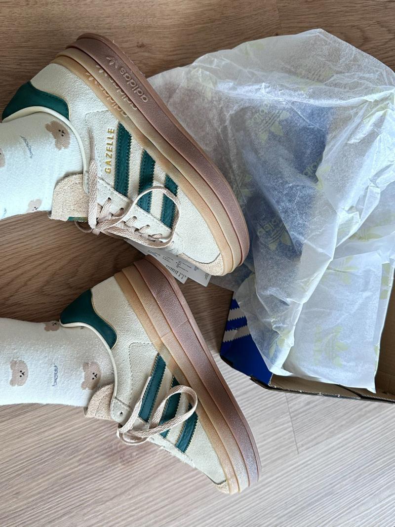 Adidas Originals Gazelle Bold view