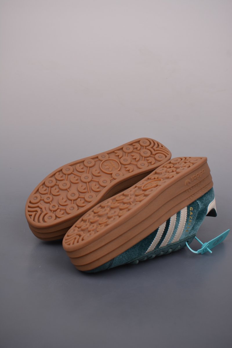 Adidas Originals Gazelle Bold view