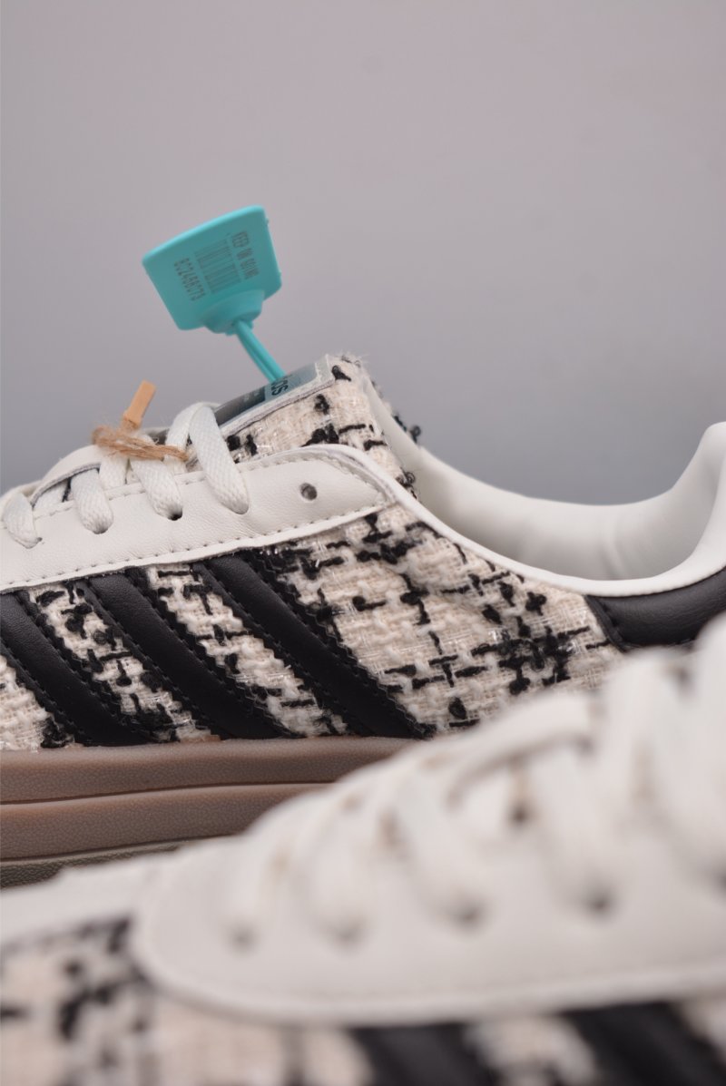Adidas Originals Gazelle Bold view