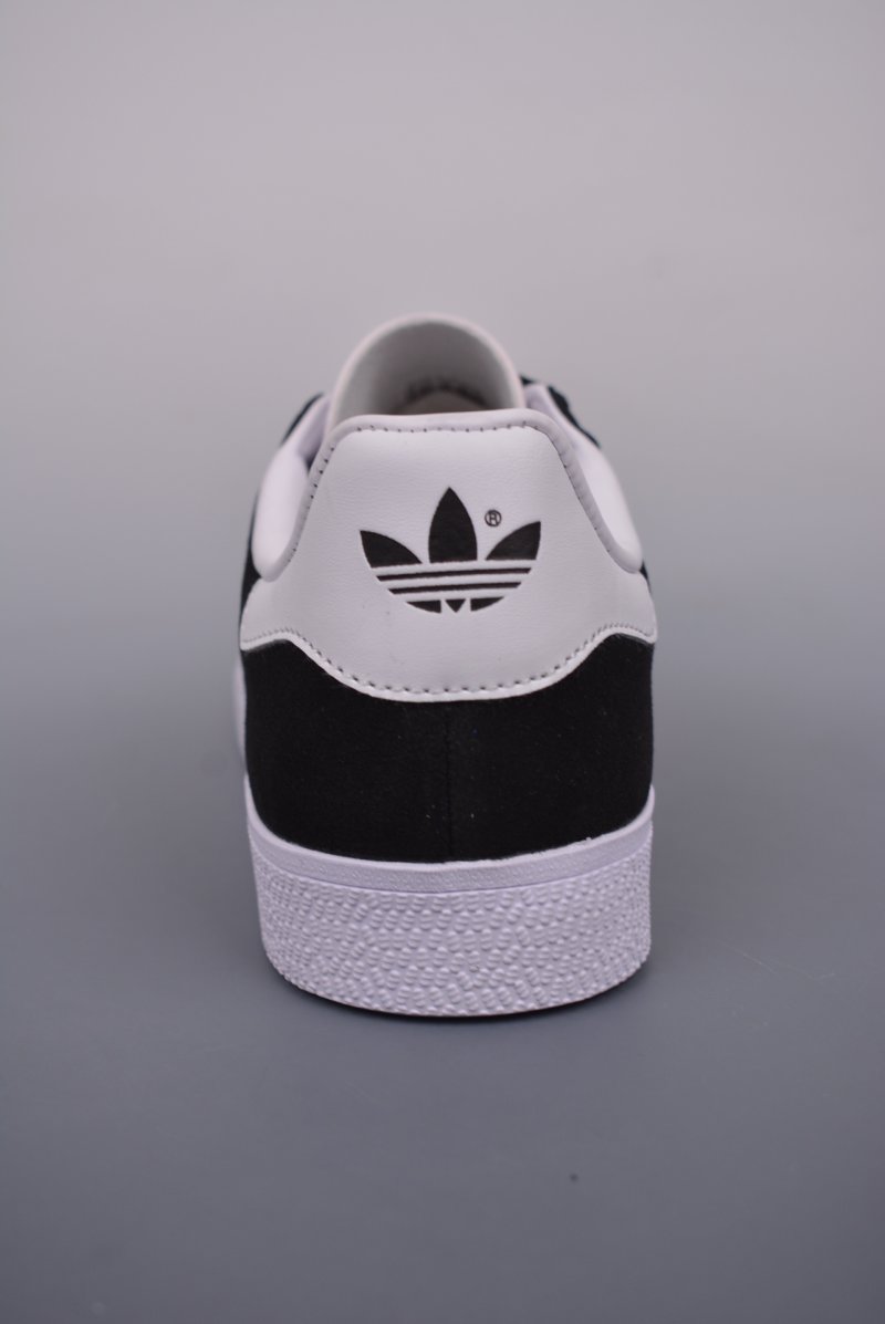 Adidas Gazelle view