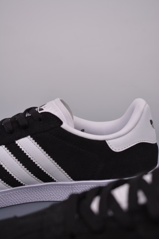 Adidas Gazelle view 8
