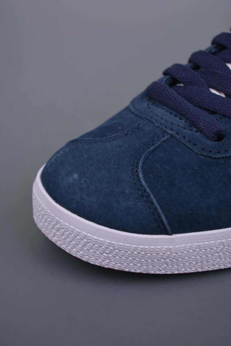 Adidas Gazelle view