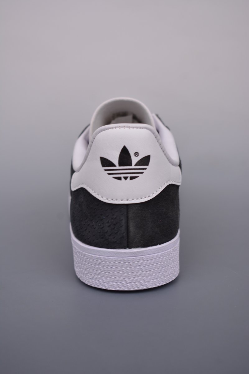 Adidas Gazelle view