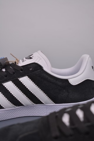 Adidas Gazelle view 8