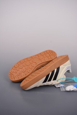 Adidas Gazelle x Dorothy Tang 'Blue' view 3