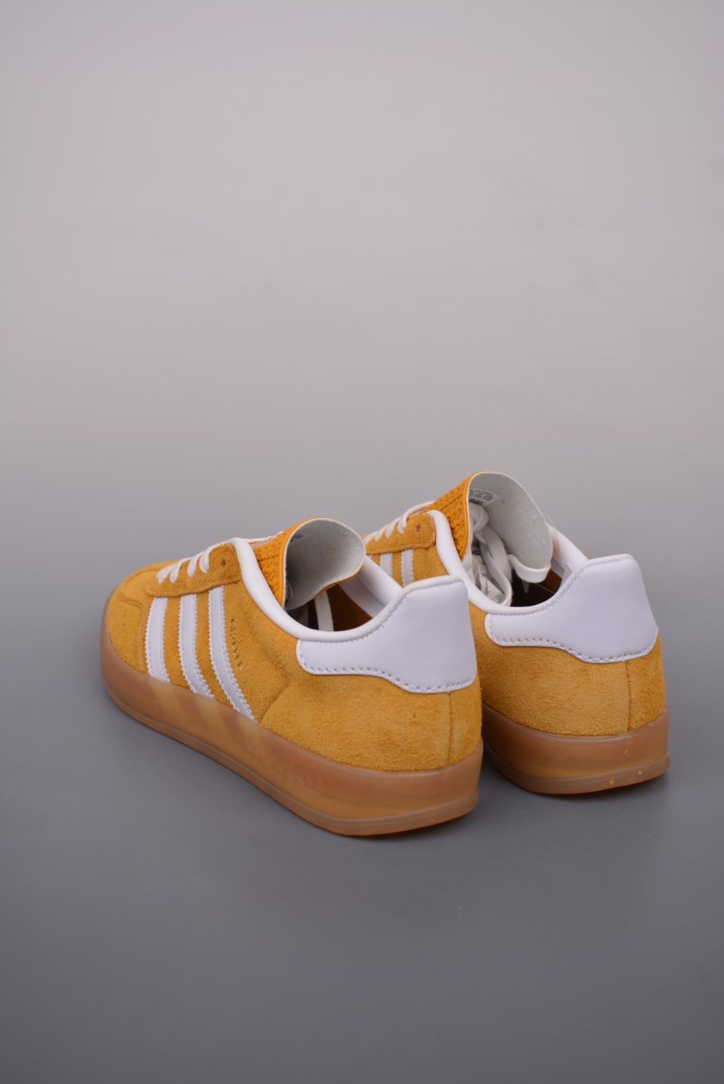 Adidas Gazelle view