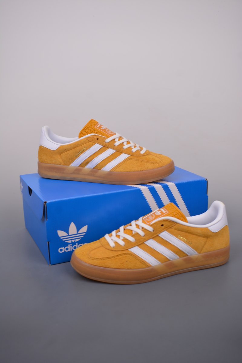 Adidas Gazelle view