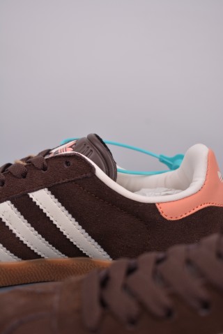 Adidas Gazelle view 8