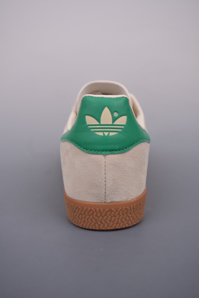 Adidas Gazelle view