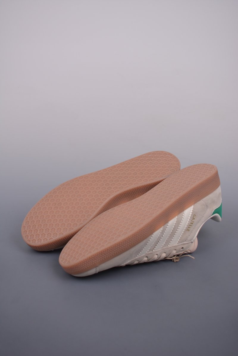 Adidas Gazelle view