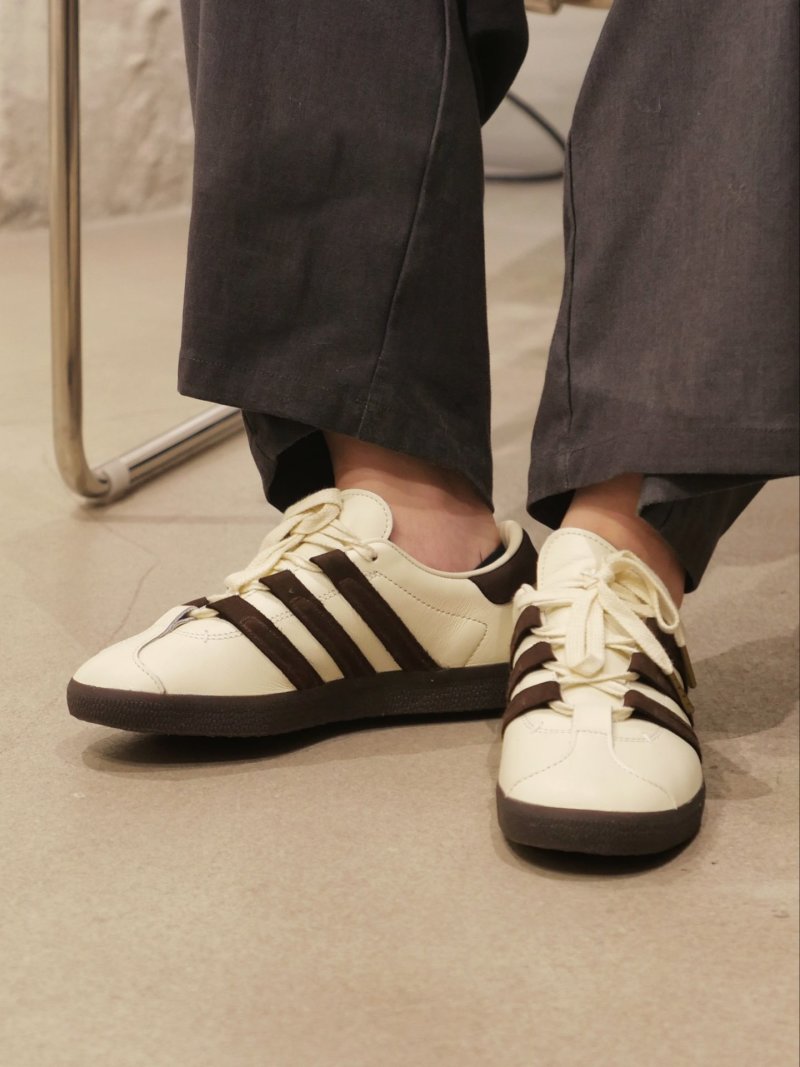 Adidas Gazelle view