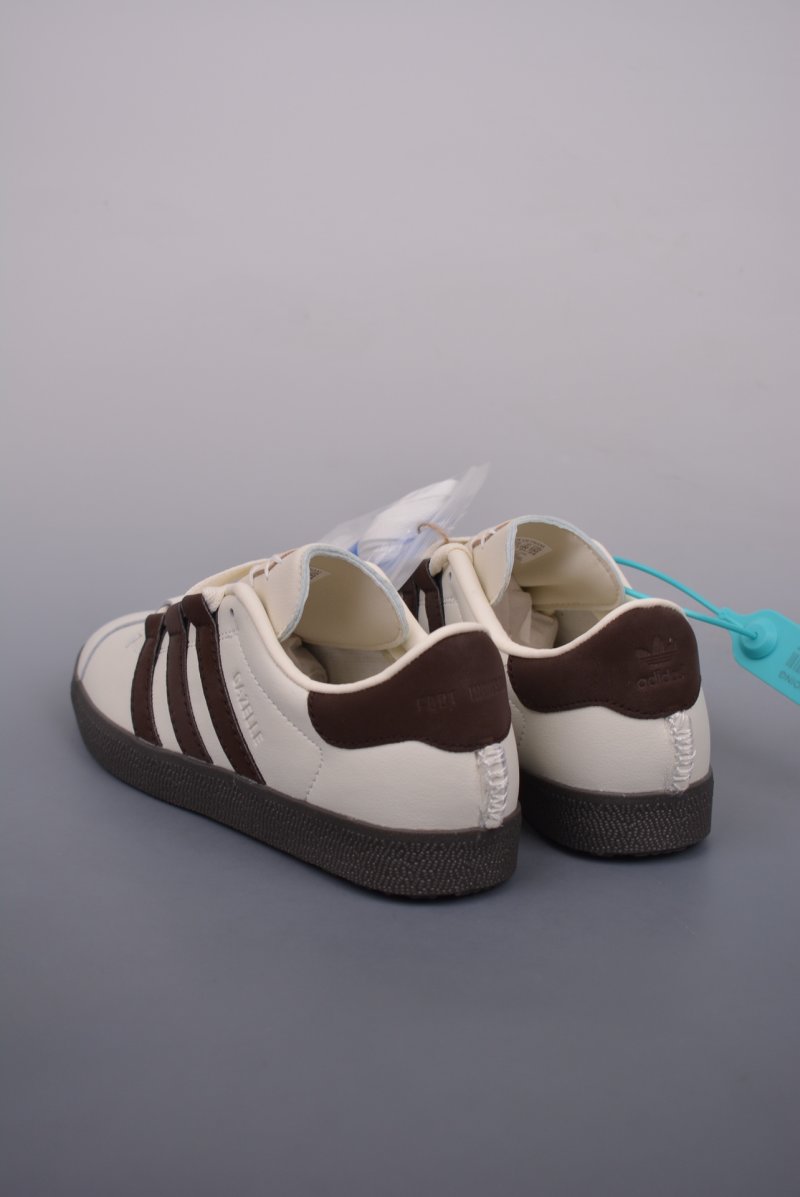 Adidas Gazelle view