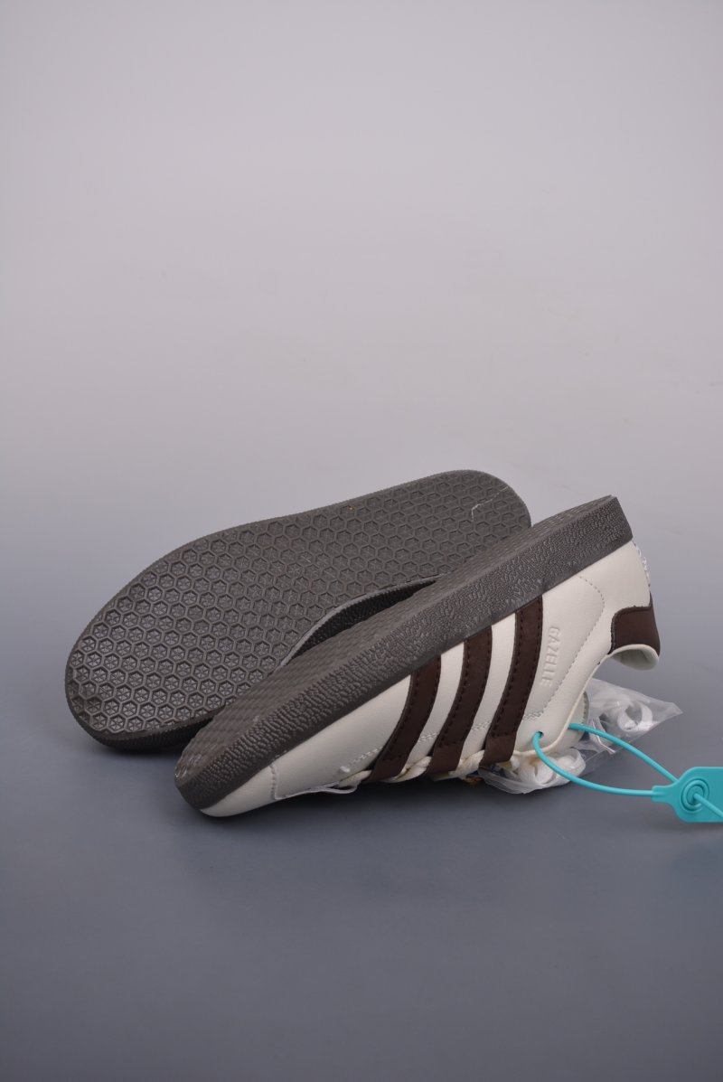 Adidas Gazelle view