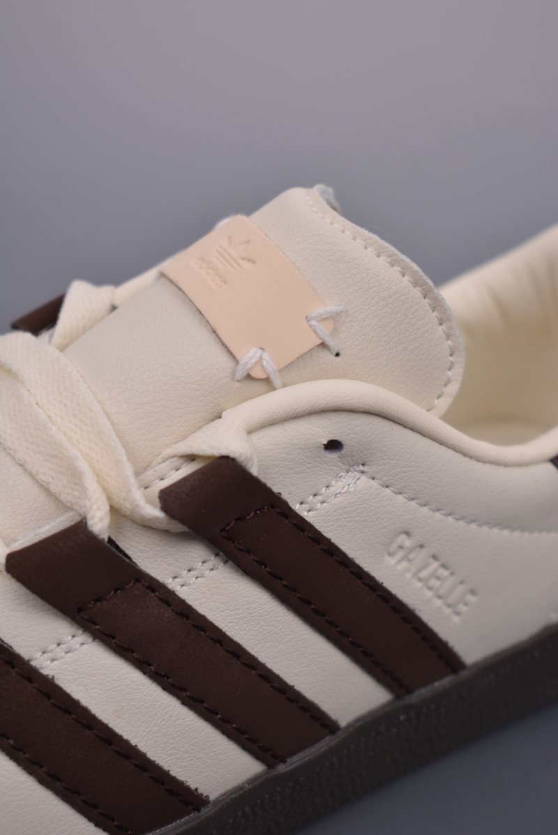 Adidas Gazelle view