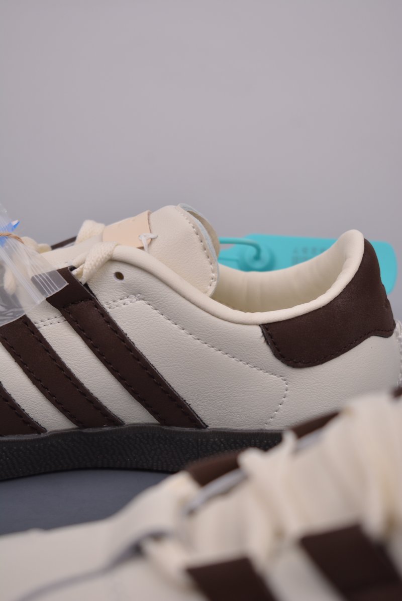 Adidas Gazelle view
