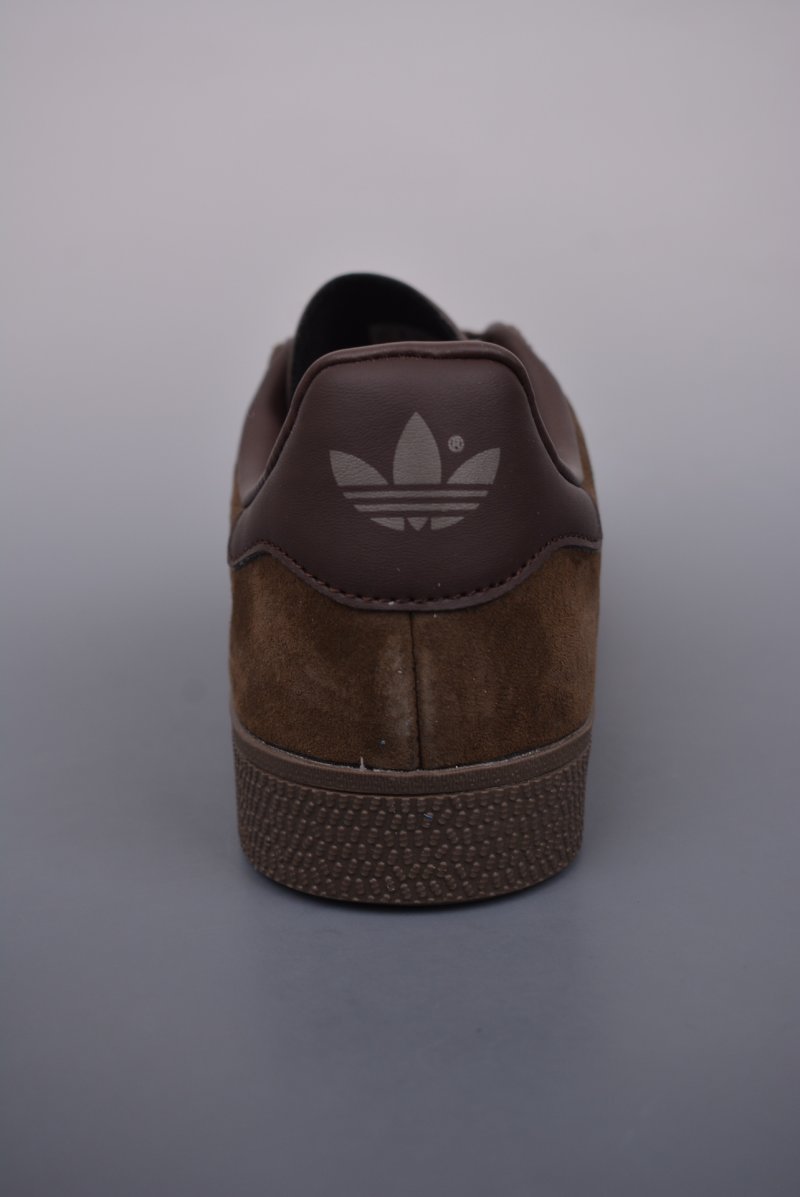 Adidas Gazelle view