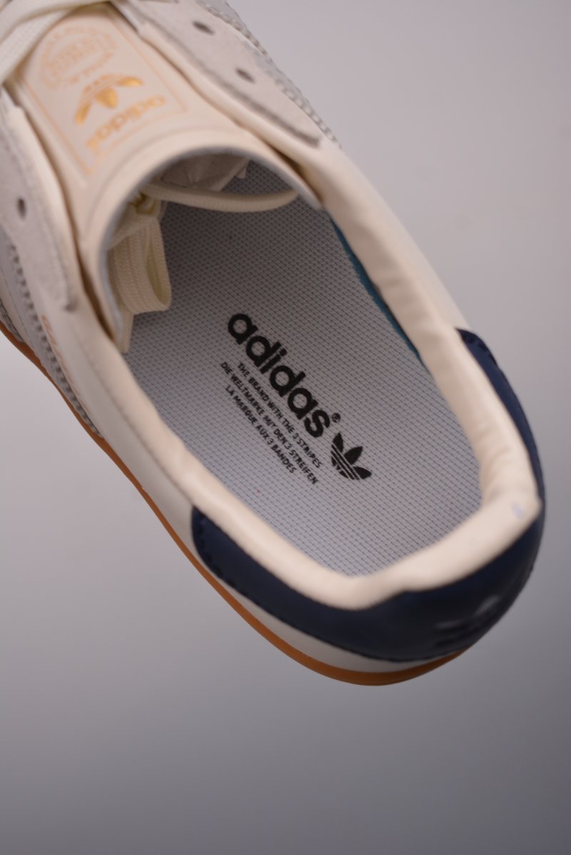 Adidas Gazelle Indoor view