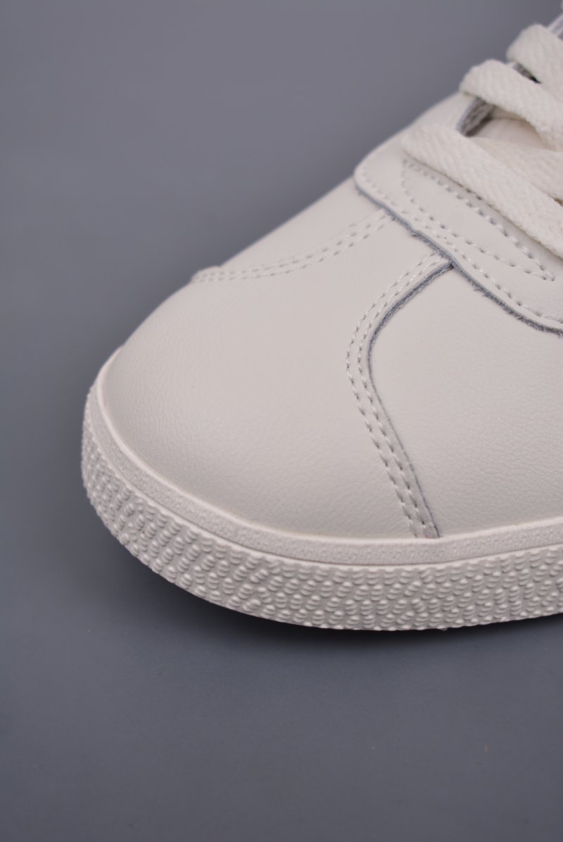 Adidas Gazelle Indoor view