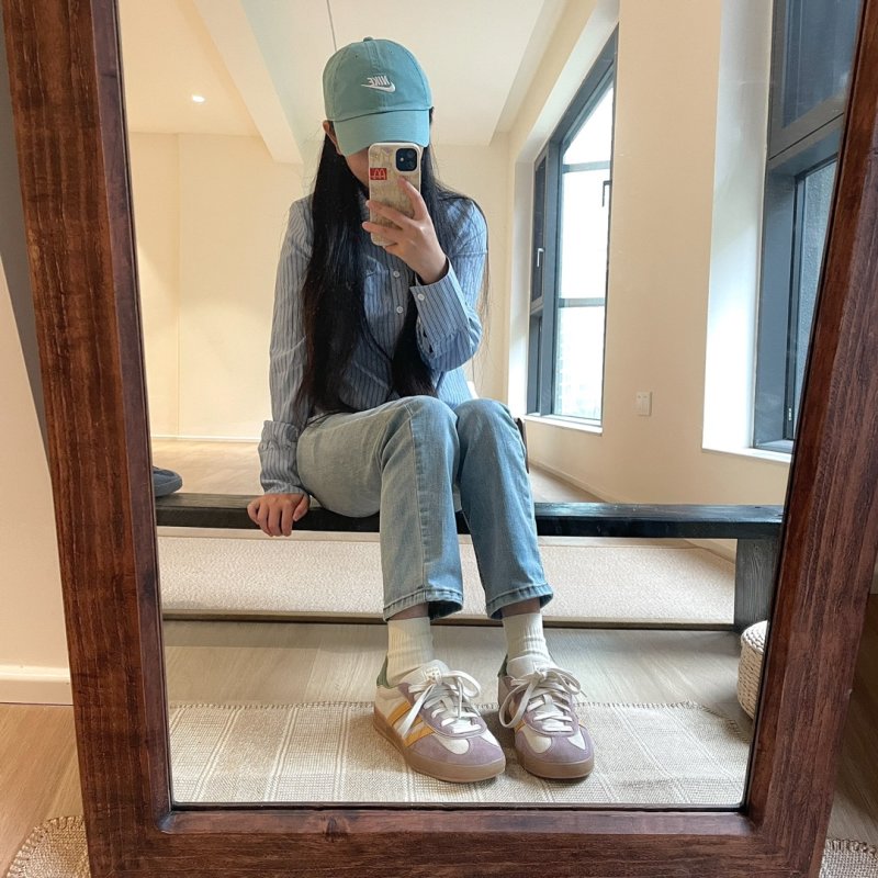 Adidas Gazelle Indoor view