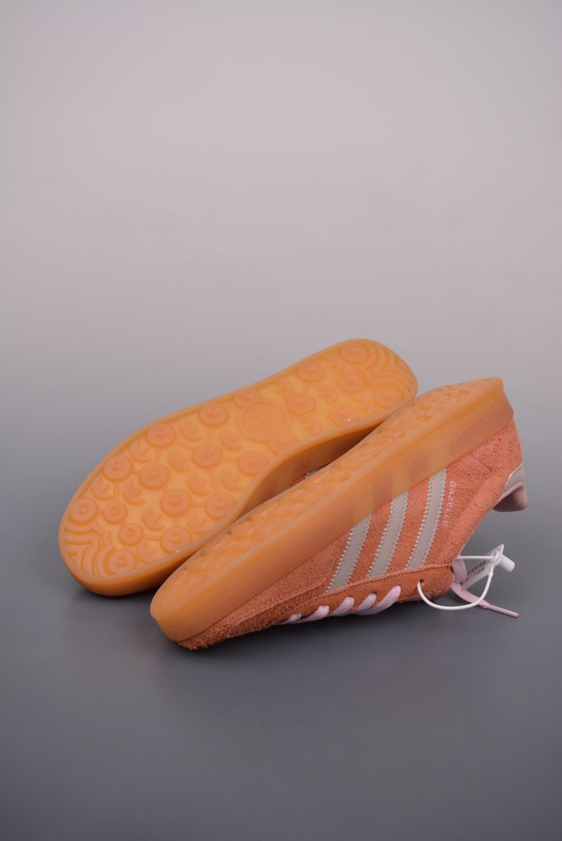 Adidas Gazelle Indoor view