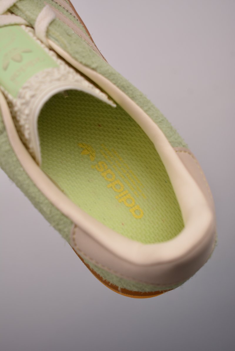 Adidas Gazelle Indoor view