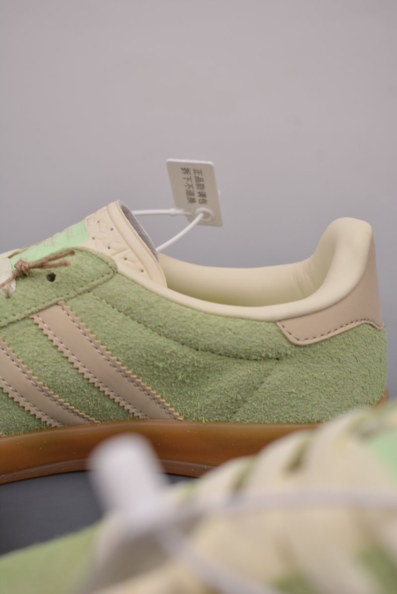 Adidas Gazelle Indoor view