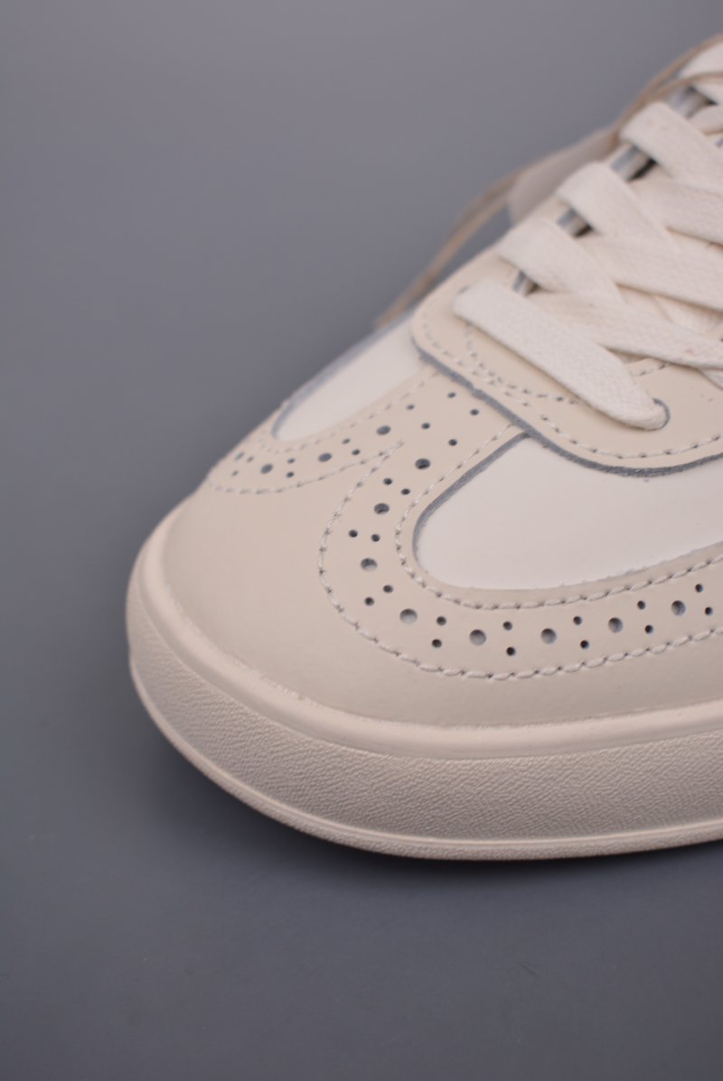 Adidas Gazelle Indoor view