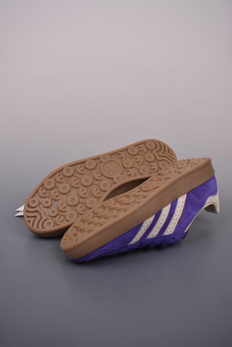 Adidas Gazelle Indoor view