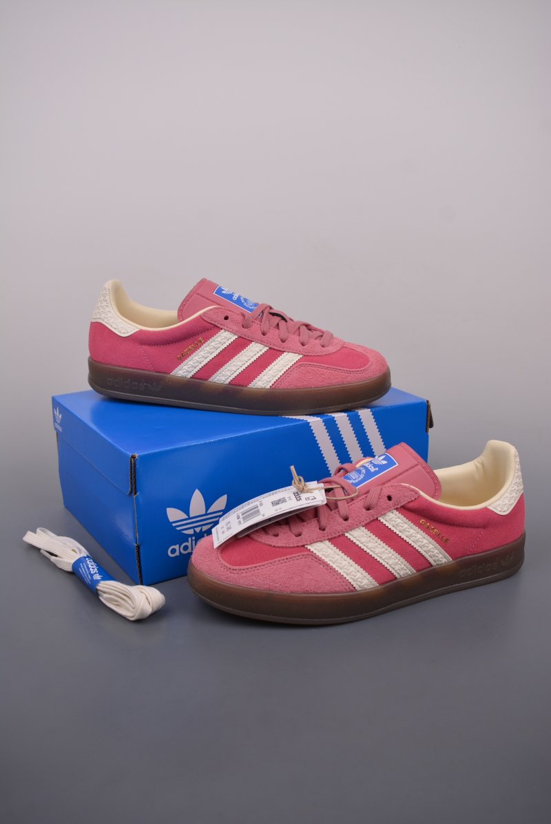 Adidas Gazelle Indoor view