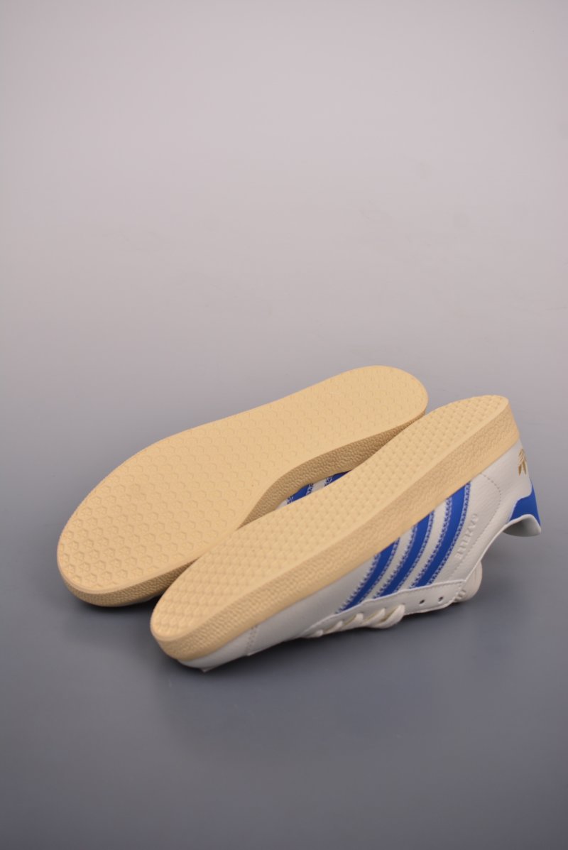 Adidas Gazelle Indoor view