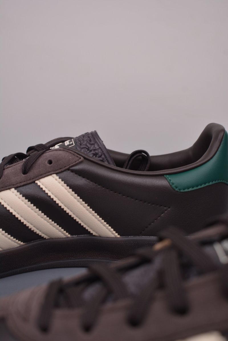 Adidas Gazelle Indoor view