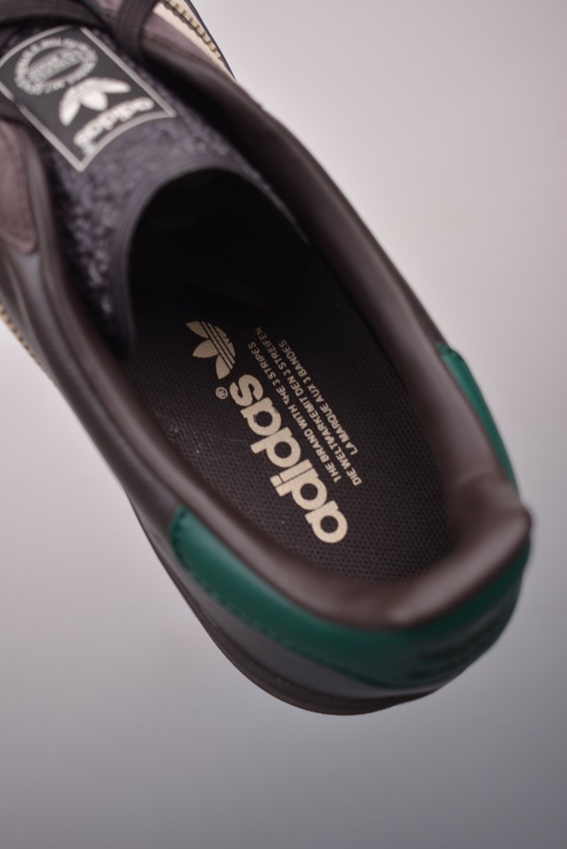 Adidas Gazelle Indoor view