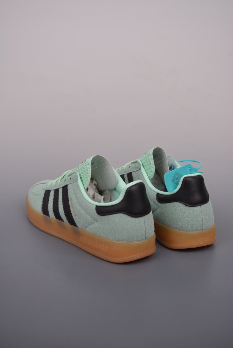 Adidas Gazelle Indoor view