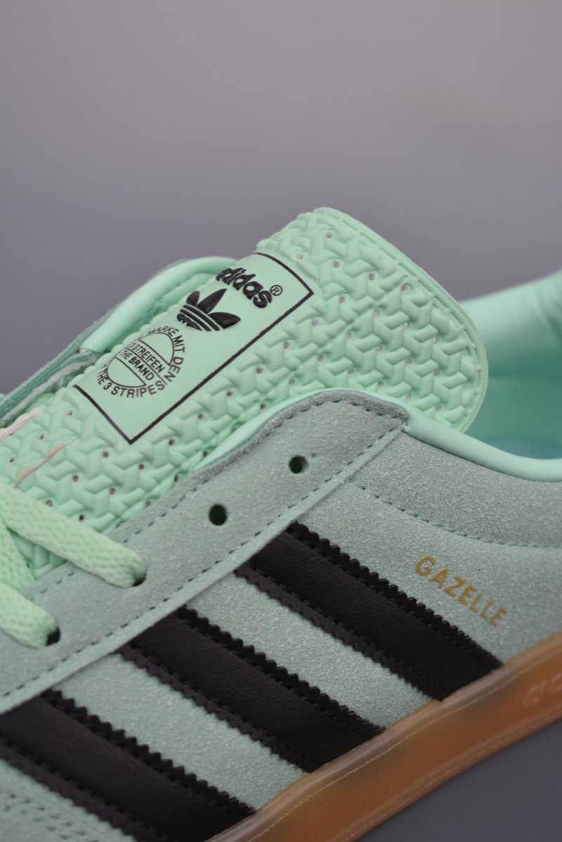 Adidas Gazelle Indoor view