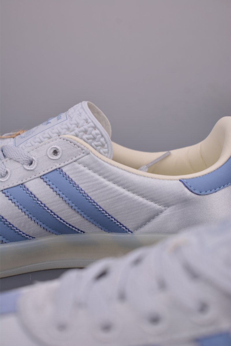 Adidas Gazelle Indoor view