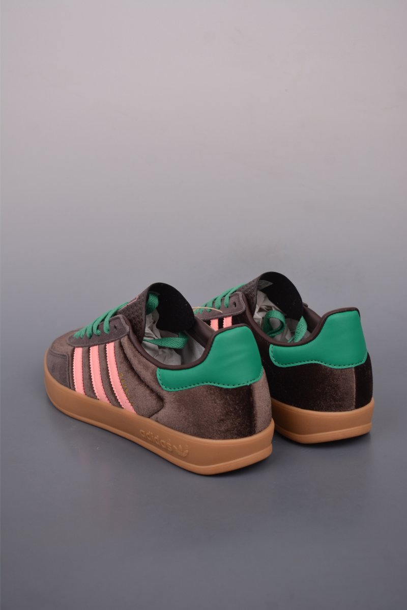 Adidas Gazelle Indoor view