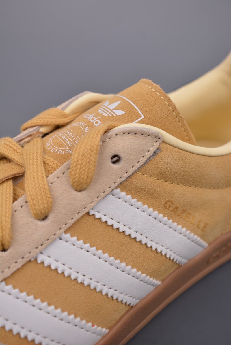 Adidas Gazelle Indoor view