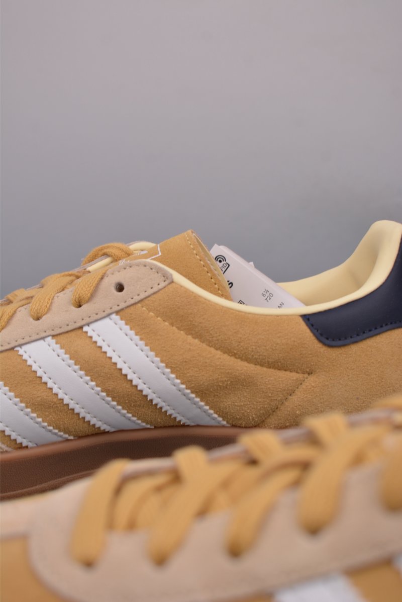 Adidas Gazelle Indoor view
