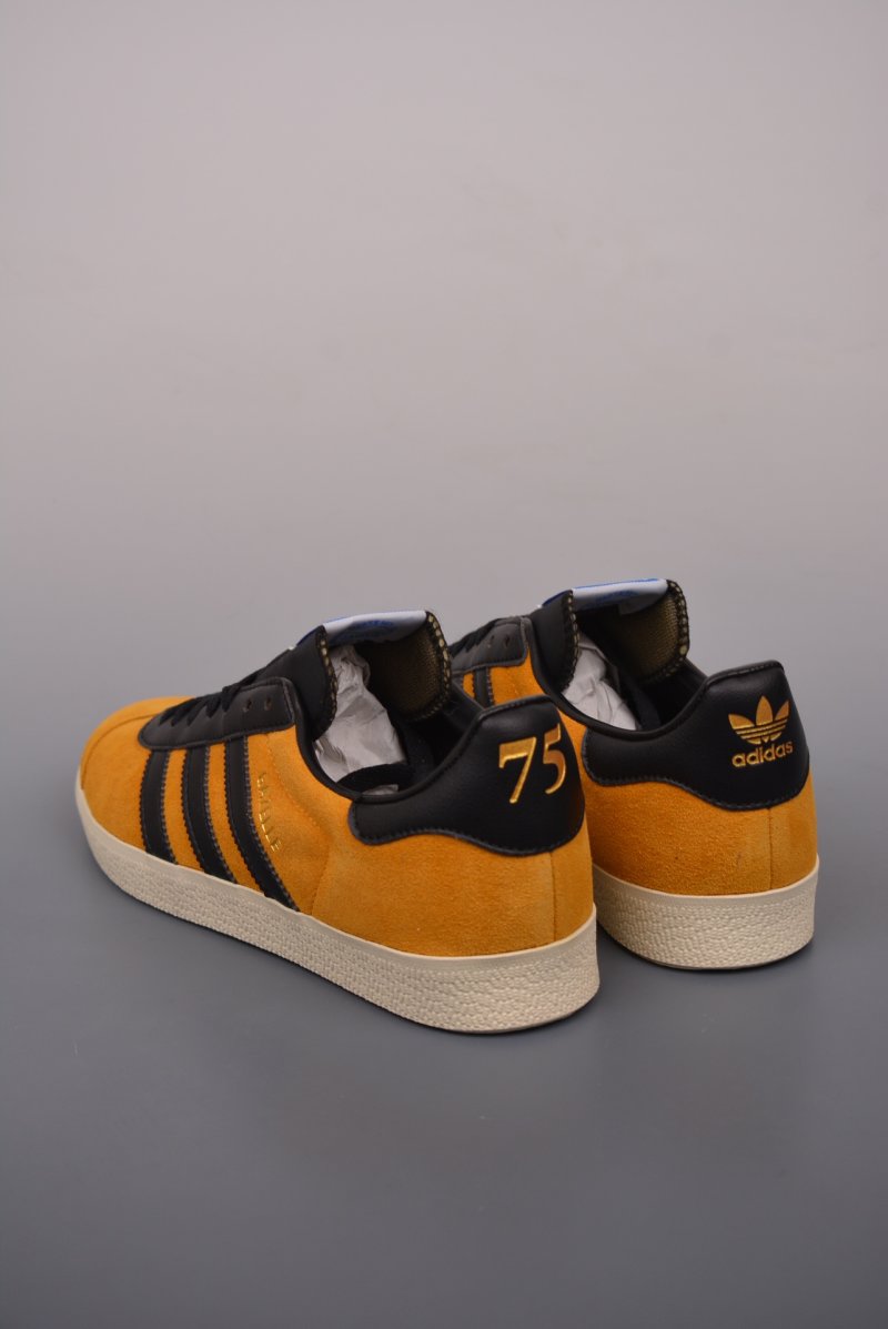 Adidas Gazelle Indoor view