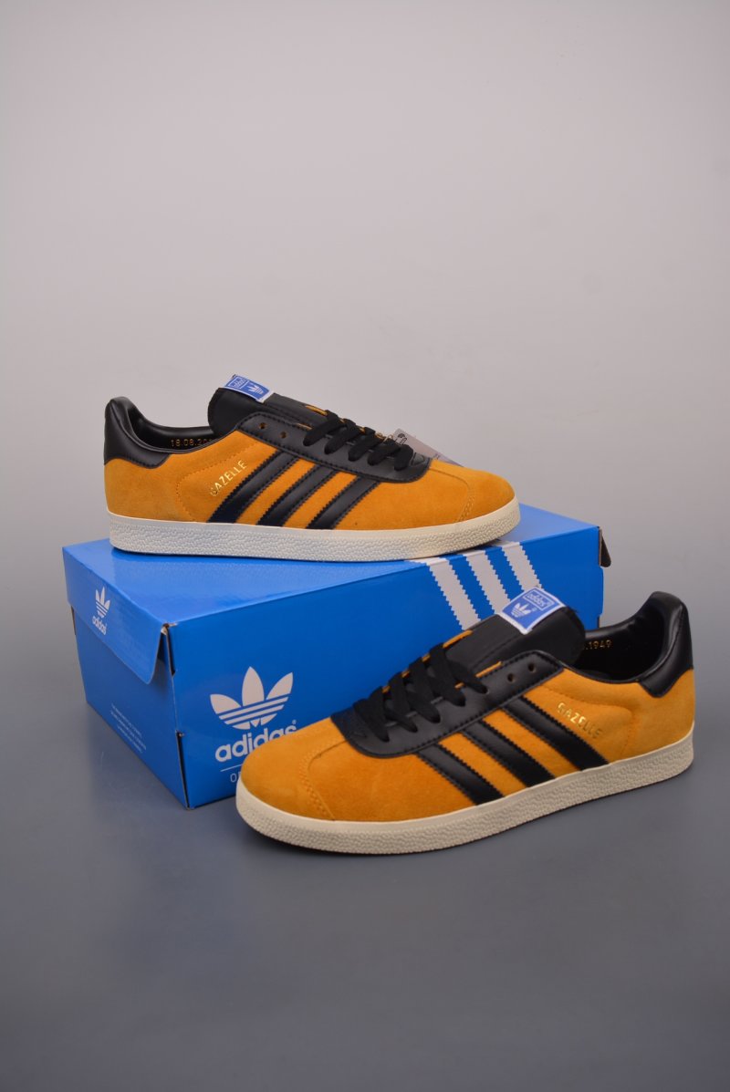 Adidas Gazelle Indoor view