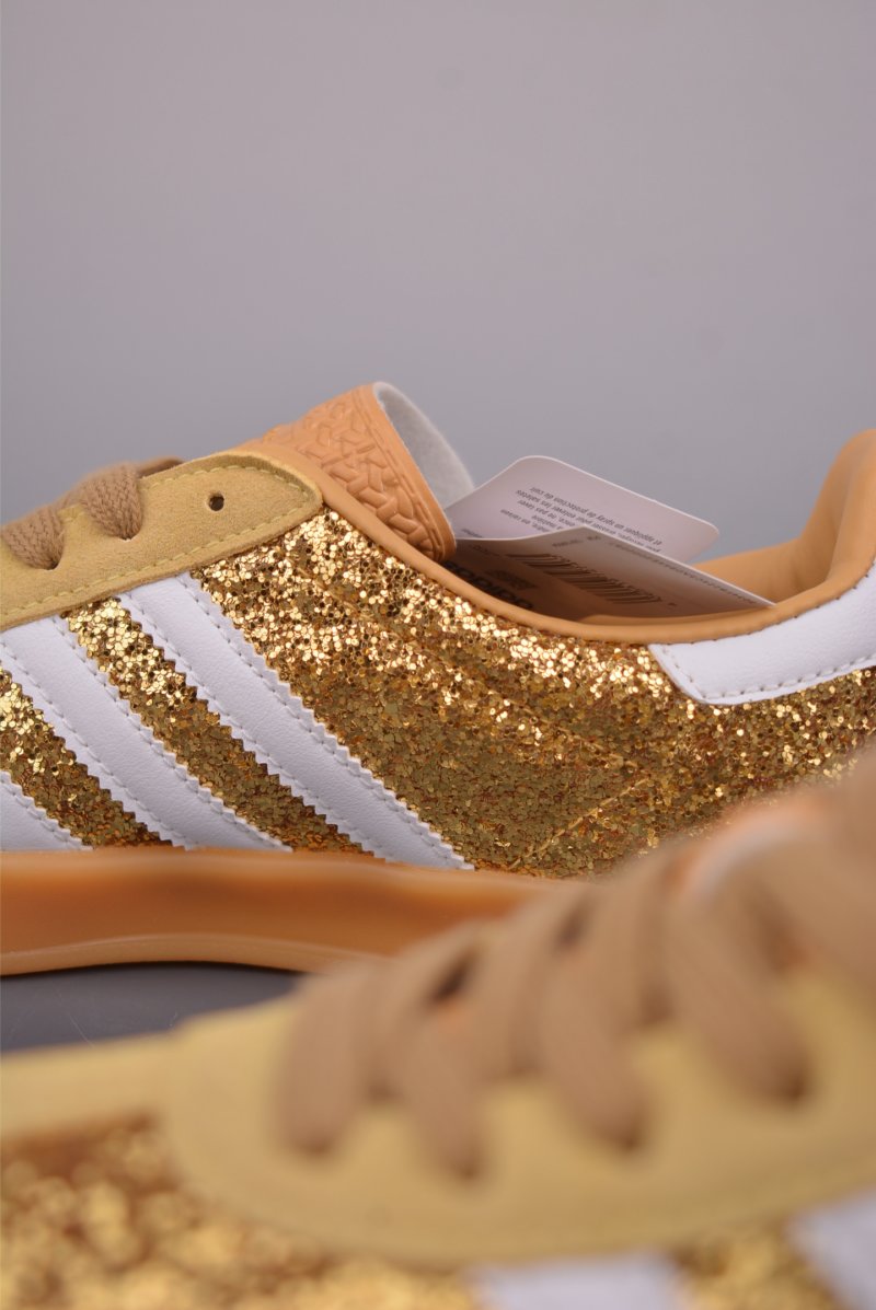 Adidas Gazelle Indoor view
