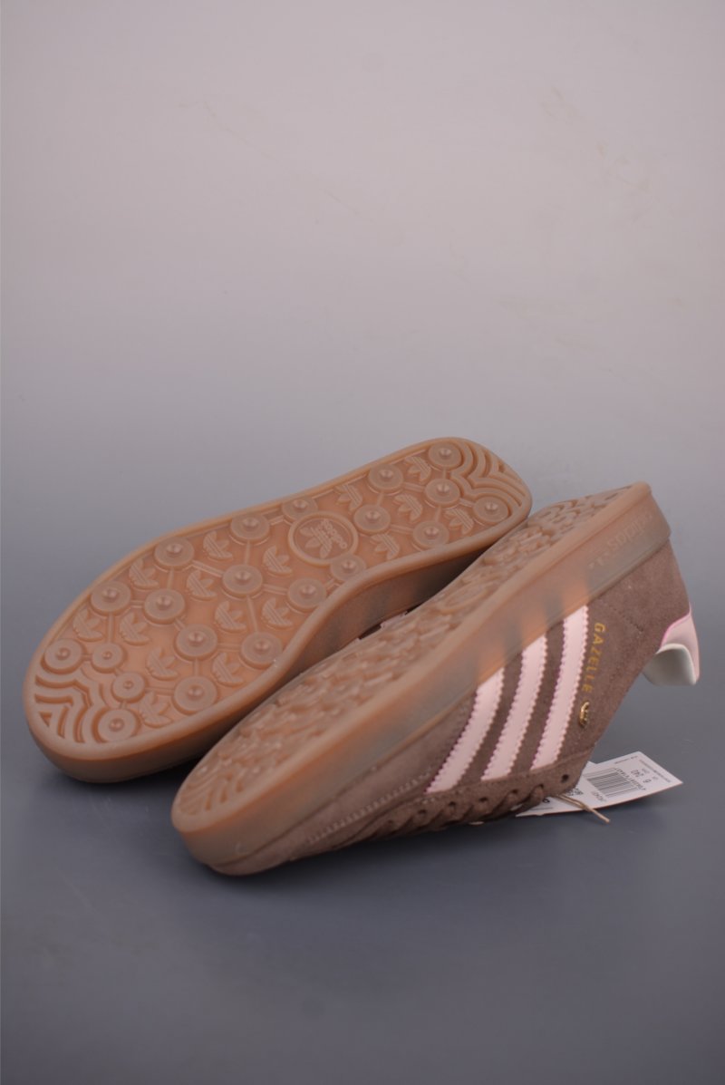 Adidas Gazelle Indoor view