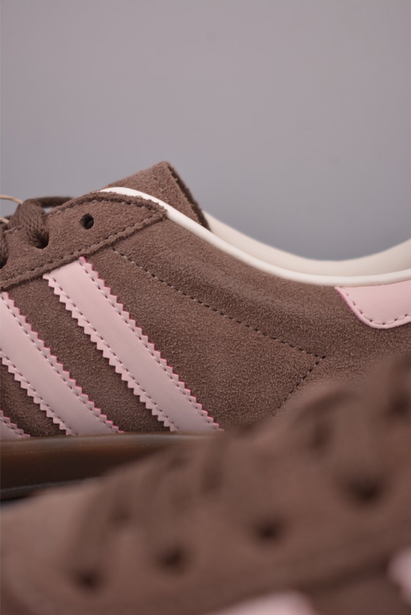 Adidas Gazelle Indoor view