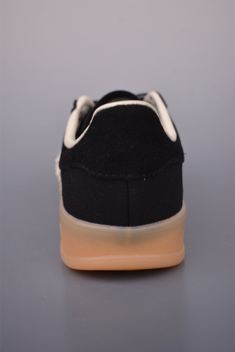 Adidas Gazelle Indoor view