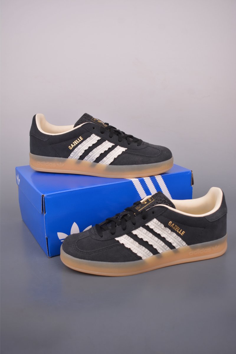 Adidas Gazelle Indoor view