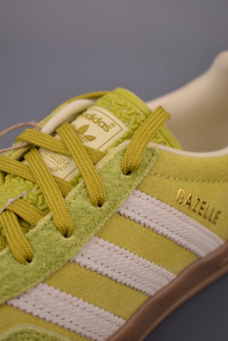 Adidas Gazelle Indoor view